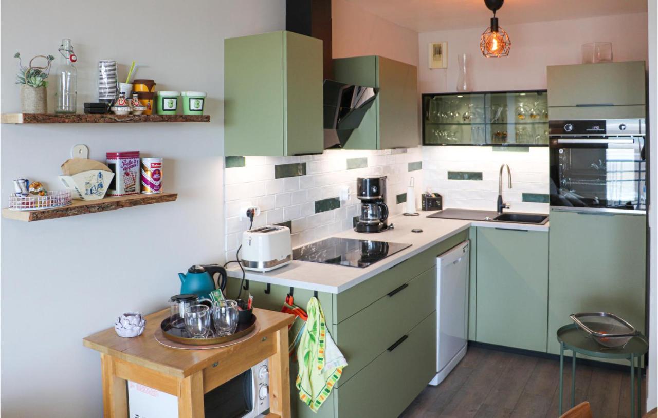 Gorgeous Apartment In Wimereux With Kitchen Exterior foto